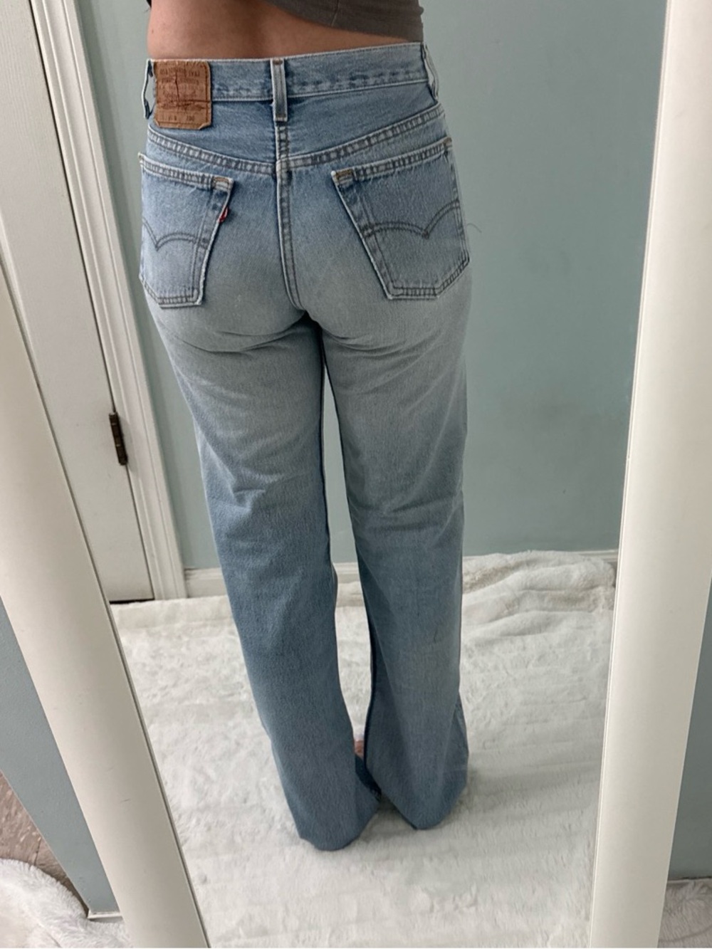 Vintage Levis 501 Jeans Faded Blue Wash Size 26 - Picture 5 of 9